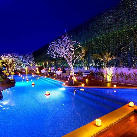 Rhadana Hotel Kuta Lombok Zewnętrze zdjęcie
